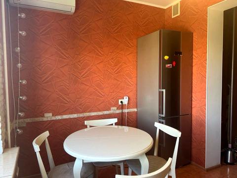 квартира за адресою Сержа Лифаря вул. (Олександра Сабурова), 9/61