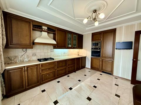 квартира за адресою Богдана Хмельницького вул., 52