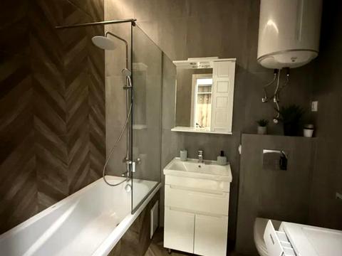 квартира по адресу Камянская ул. (Днепродзержинская), 128