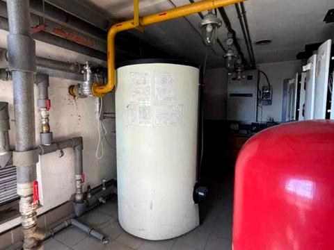 квартира за адресою Олександра Кониського вул. (Володарського), 63