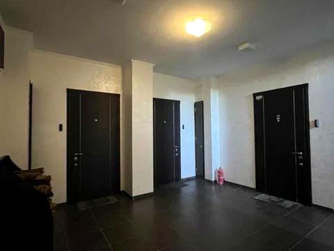 квартира за адресою Олександра Кониського вул. (Володарського), 63