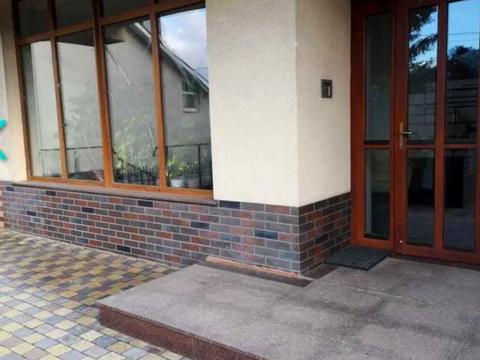 квартира за адресою Олександра Кониського вул. (Володарського), 63