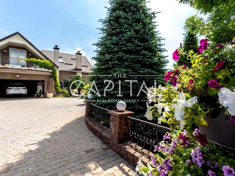 дом по адресу Миколи Миклухи-Маклая ул. (Дежнєва), 11