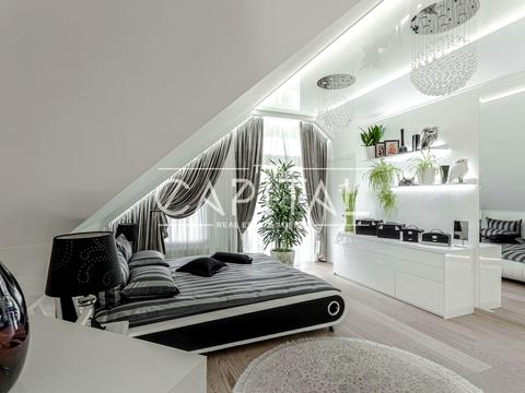 дом по адресу Миколи Миклухи-Маклая ул. (Дежнєва), 11