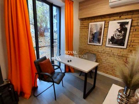 комерційна за адресою Лабораторний пров., 7