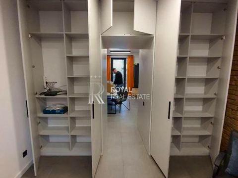 комерційна за адресою Лабораторний пров., 7