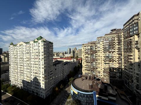 квартира за адресою Василя Тютюнника вул. (Анрі Барбюса), 39