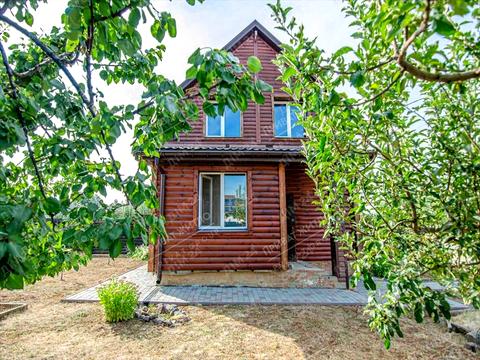 дом по адресу центральна