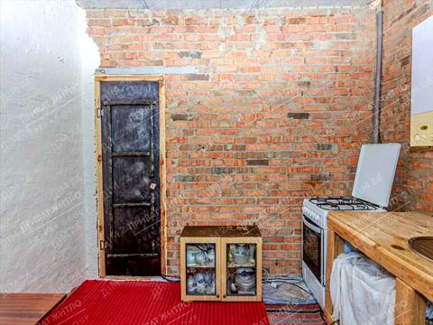 дом по адресу центральна