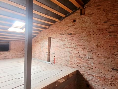 будинок за адресою Степана Дем'янчука вул.