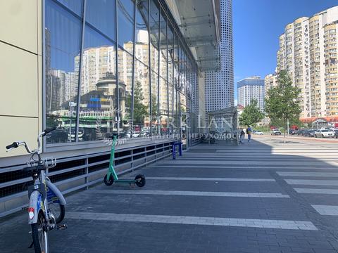 квартира по адресу Урловская ул., 11/44