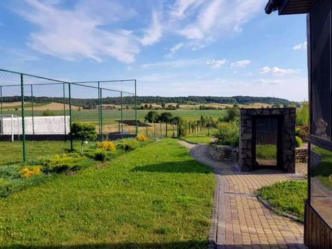 будинок за адресою центральна