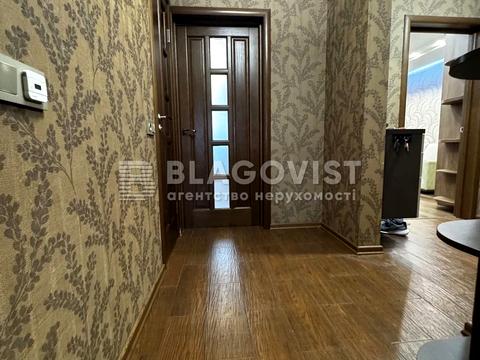 квартира за адресою Білицька, 18