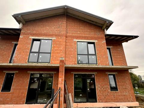 дом по адресу Селищна