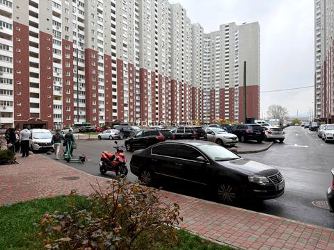 комерційна за адресою Київ, Балтійський пров., 3-А