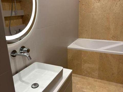 квартира за адресою Київ, Каховська вул., 62-А