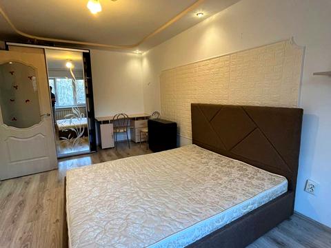 квартира за адресою Дмитра Яворницького вул. (), 9а