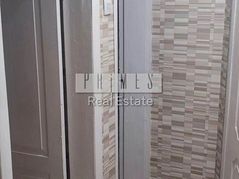 комерційна за адресою Десятинна вул., 1/3