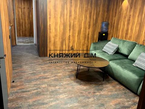 комерційна за адресою Костанайська вул., 13