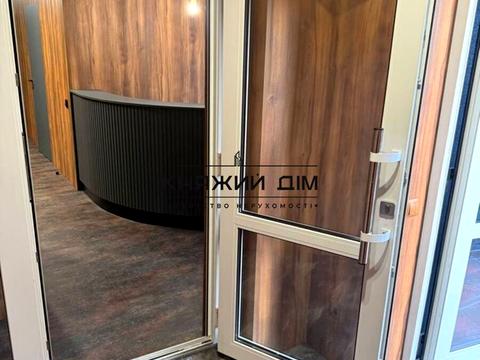 комерційна за адресою Костанайська вул., 13