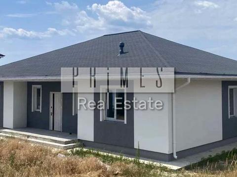 будинок за адресою Набережна вул.