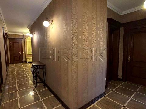 квартира по адресу Александра Мишуги ул., 2