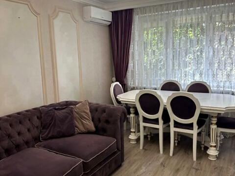 квартира за адресою Академіка Корольова вул., 86