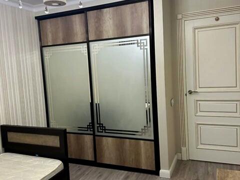 квартира за адресою Академіка Корольова вул., 86