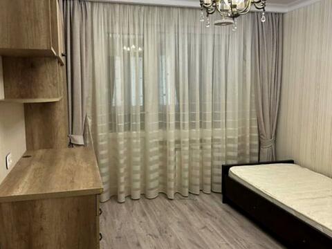 квартира за адресою Академіка Корольова вул., 86