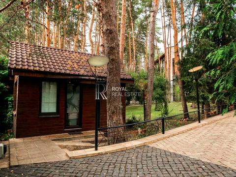 будинок за адресою яснополянська, 1