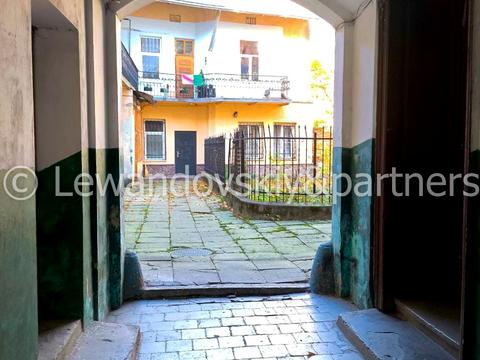 квартира за адресою Шептицьких вул., 40