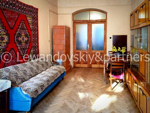 квартира за адресою Шептицьких вул., 40