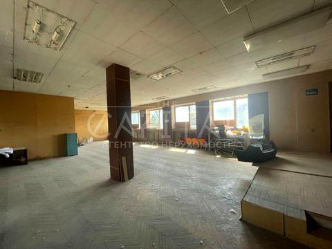 комерційна за адресою Академіка Вернадського бульв., 38