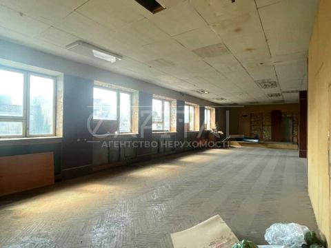 комерційна за адресою Академіка Вернадського бульв., 38