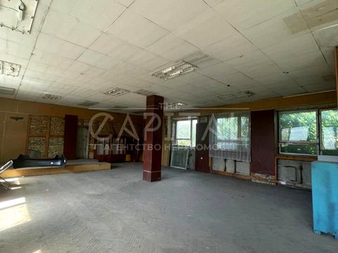 комерційна за адресою Академіка Вернадського бульв., 38