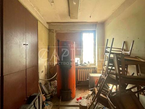 комерційна за адресою Академіка Вернадського бульв., 38