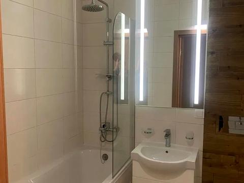 квартира за адресою Олеся Бердника вул., 1-Д