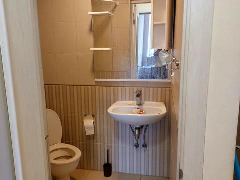 комерційна за адресою Левка Лук'яненка вул. (Маршала Тимошенка), 2-Л