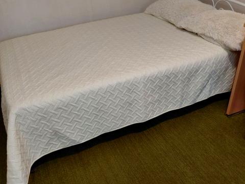 будинок за адресою Юрія Поправки вул. (Миколи Лебедєва), 10/19