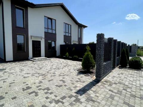 дом по адресу  ул.