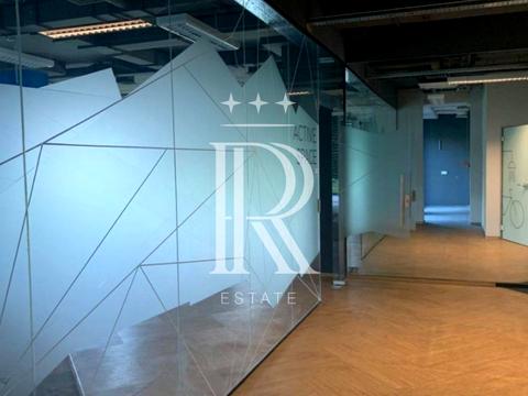 коммерческая по адресу Лейпцигская ул., 15