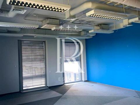 коммерческая по адресу Лейпцигская ул., 15