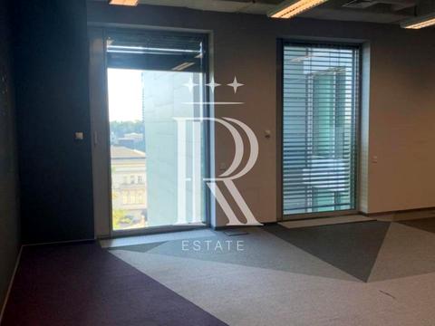 коммерческая по адресу Лейпцигская ул., 15