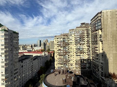 квартира за адресою Василя Тютюнника вул. (Анрі Барбюса), 39