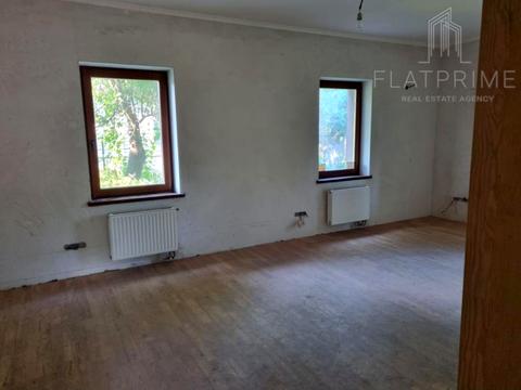 дом по адресу 10-я Линия ул.