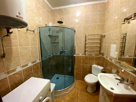 квартира за адресою Андрія Верхогляда вул. (Михайла Драгомирова), 5