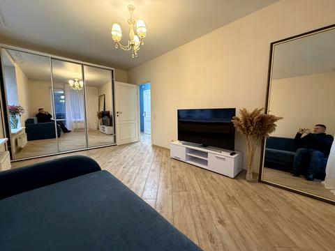 квартира за адресою Героїв Небесної Сотні просп., 16/26