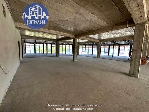 комерційна за адресою Чернівці, Хотинська вул., 39в