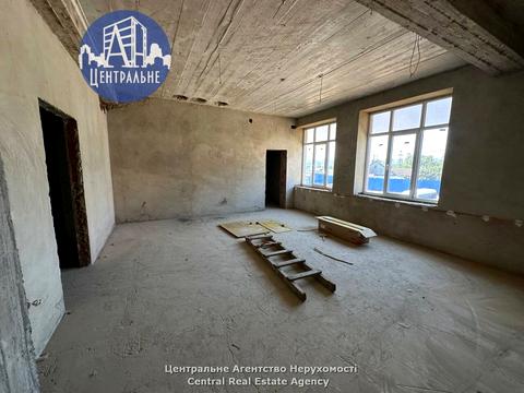 комерційна за адресою Чернівці, Хотинська вул., 39в