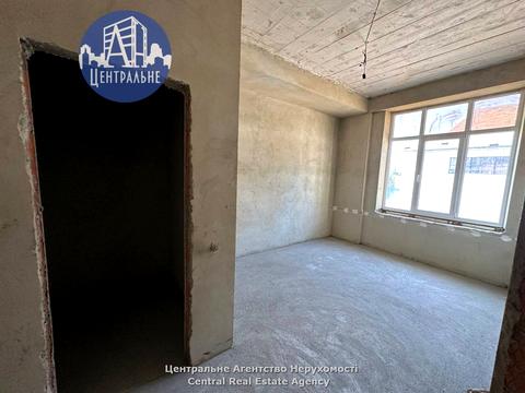 комерційна за адресою Чернівці, Хотинська вул., 39в